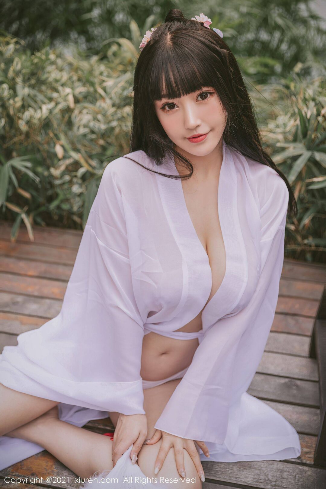 [秀人XiuRen] No.3749 朱可儿Flower-看套图