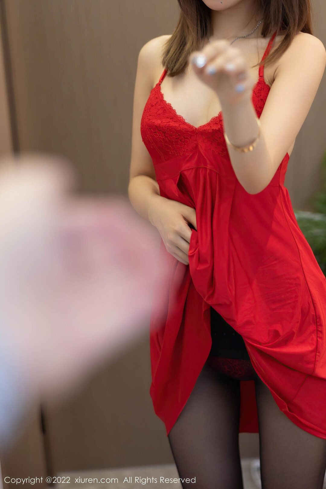[XiuRen秀人网] No.5671 绮里嘉ula 美腿黑丝-看套图