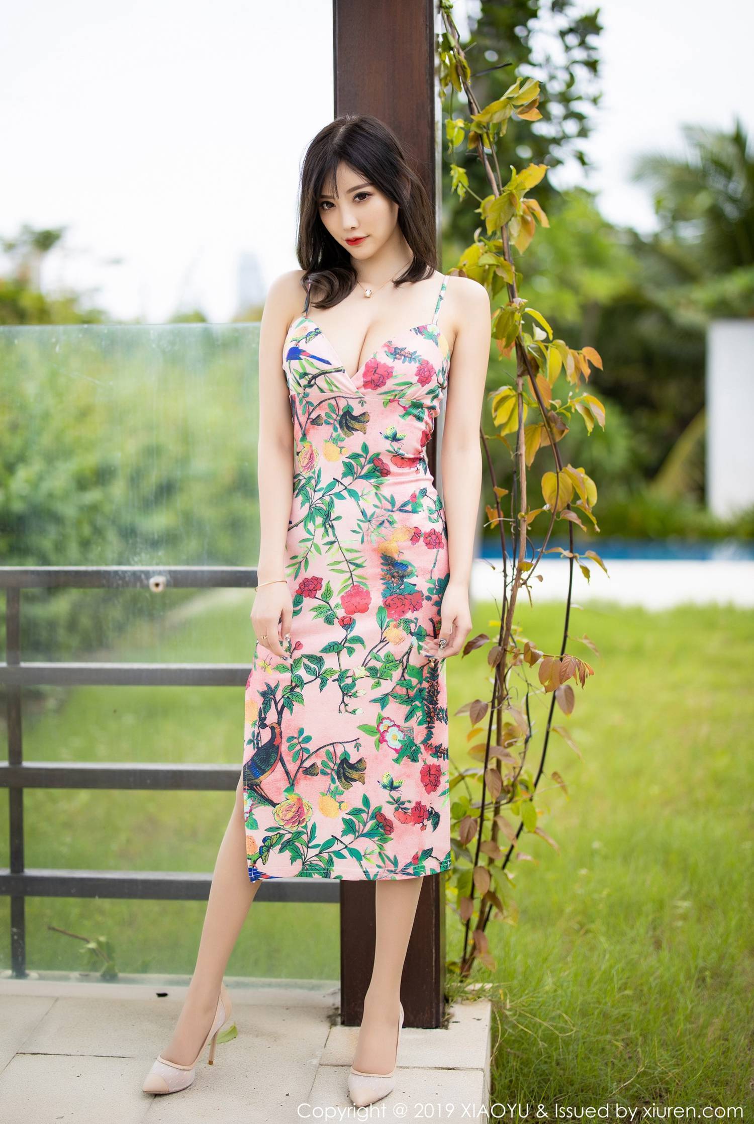 [XIAOYU语画界] VOL.194 杨晨晨sugarXiuren秀人写真高清美女套图写真下载-看套图看套图