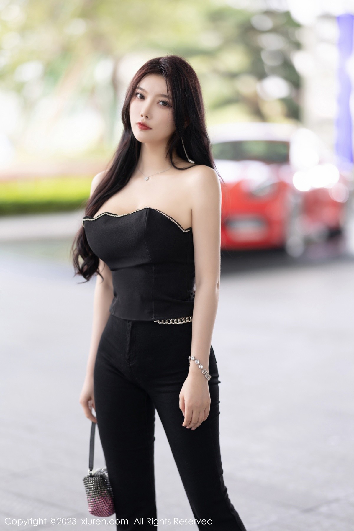 XiuRen第6866期_女神杨晨晨Yome性感轻透蕾丝连体衣秀丰腴身材完美诱惑写真90P-最新发布论坛-免费套图-看套图
