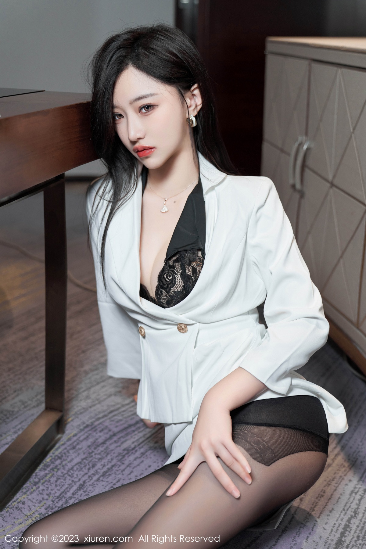 XiuRen第6900期_模特妙可可Cheese性感黑色蕾丝薄纱服秀完美身材惹火诱惑写真80P-最新发布论坛-免费套图-看套图