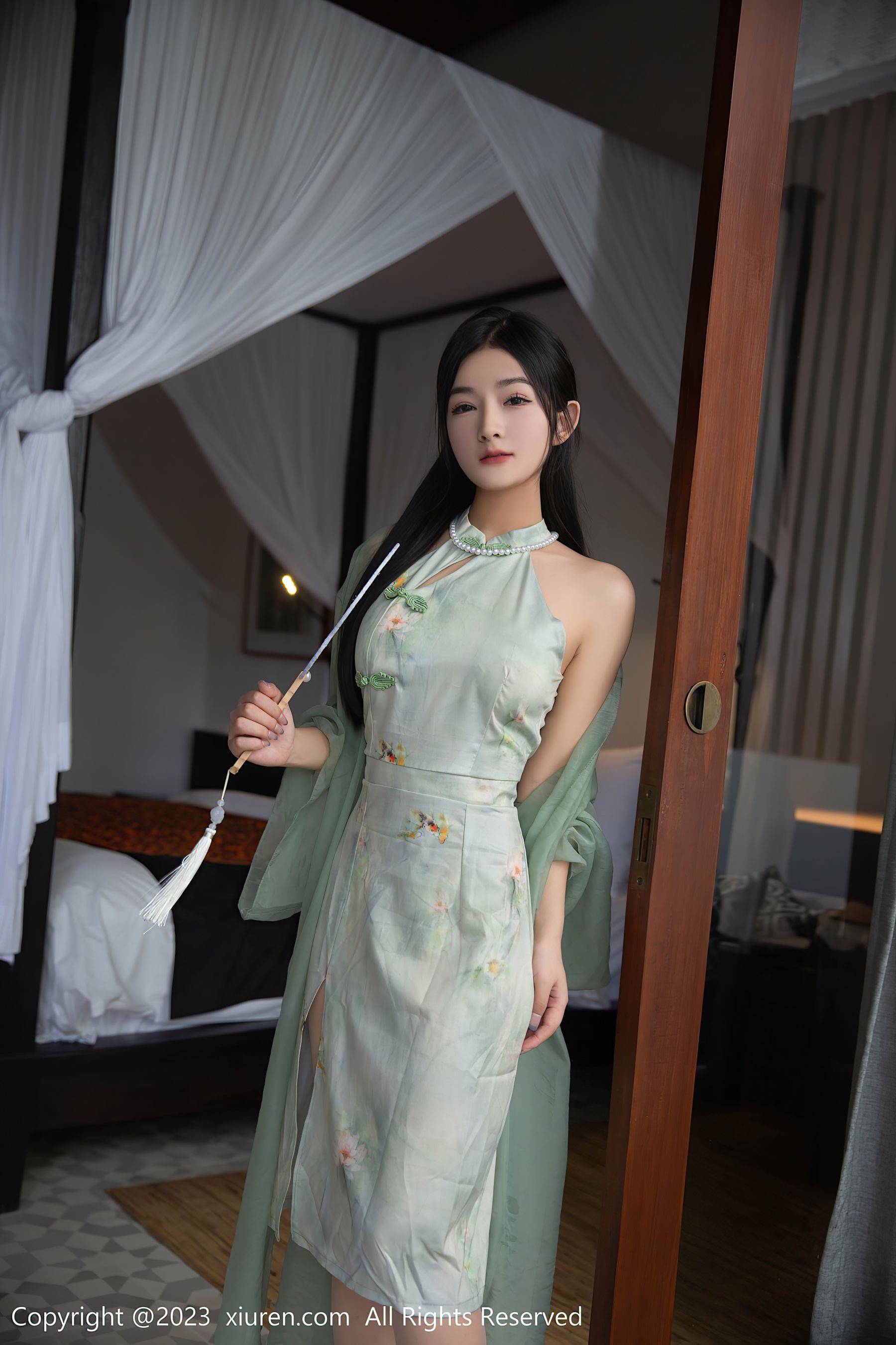 [XiuRen秀人网] No.6880 谭小灵 古装美腿Xiuren秀人写真高清美女套图写真下载-看套图看套图