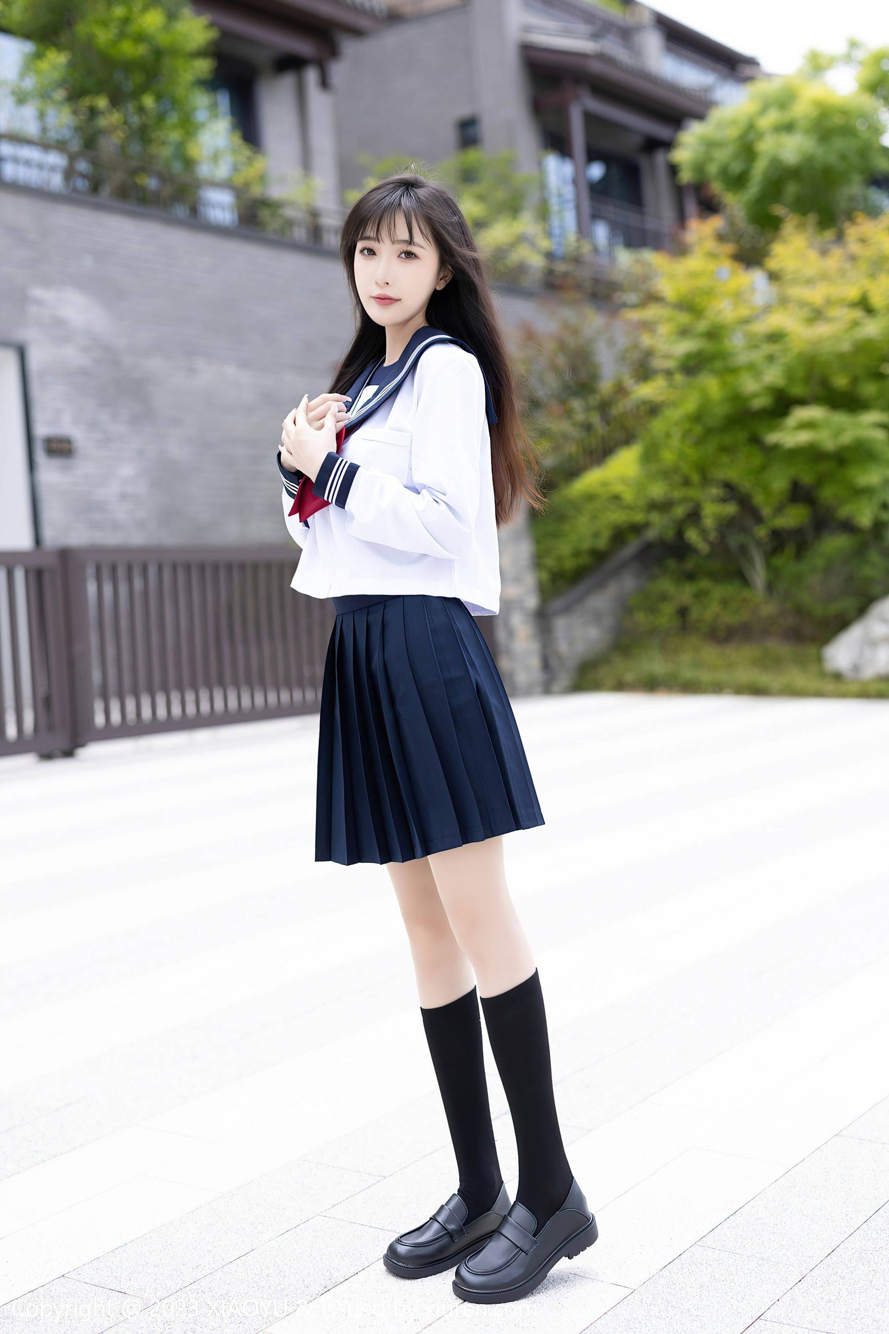 [XIAOYU语画界] VOL.1045 林星阑 制服美腿Xiuren秀人写真高清美女套图写真下载-看套图看套图