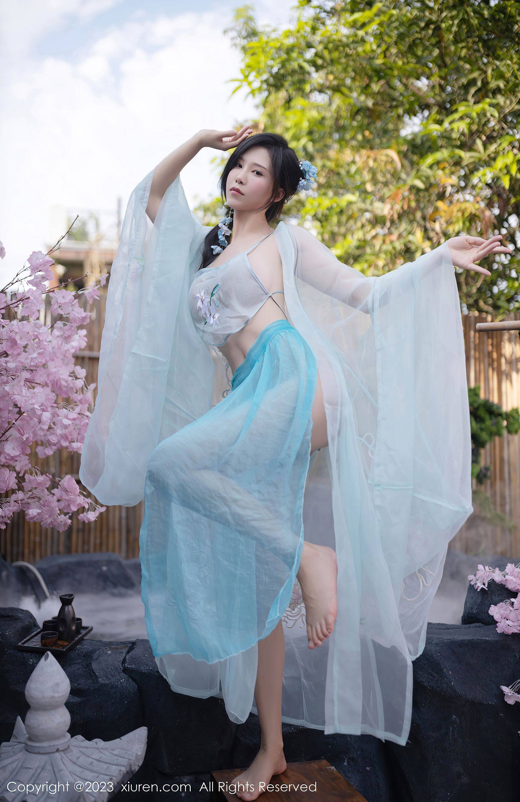 [XiuRen秀人网] No.6991 利世 古装美腿-看套图