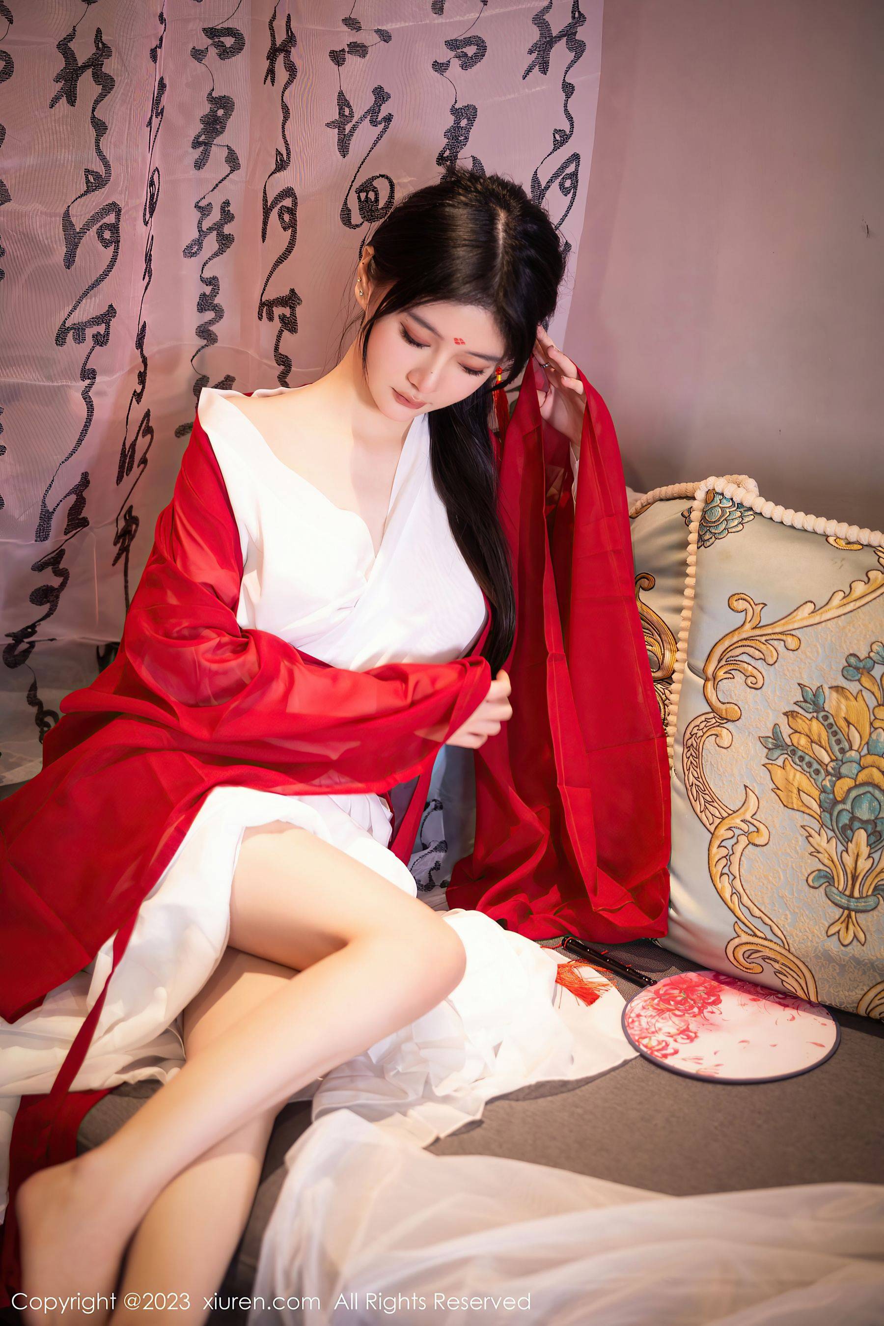 [XiuRen秀人网] No.7192 幼幼 古装美腿Xiuren秀人写真高清美女套图写真下载-看套图看套图