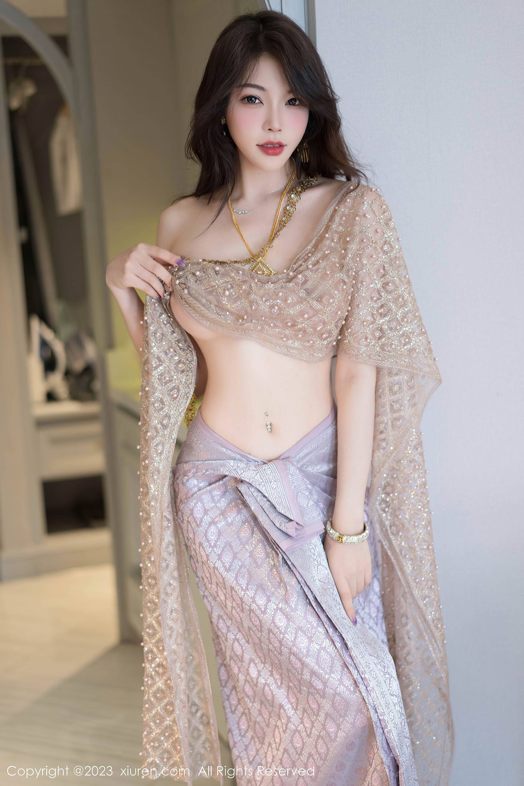 [XiuRen秀人网] No.7164 徐莉芝Booty 长裙美腿-看套图
