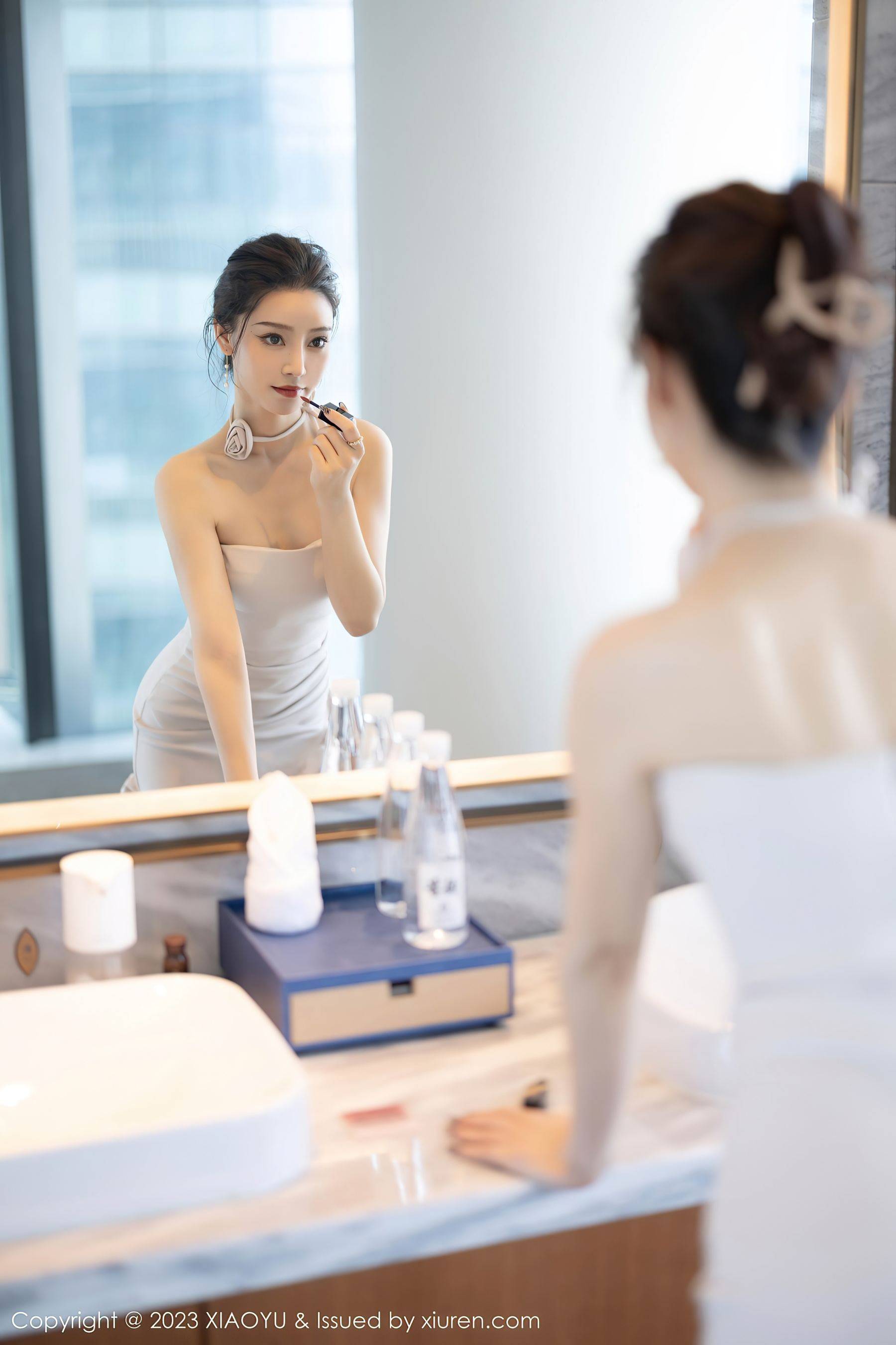 [XIAOYU语画界] VOL.1132 苏曼兮 丝袜美腿Xiuren秀人写真高清美女套图写真下载-看套图看套图