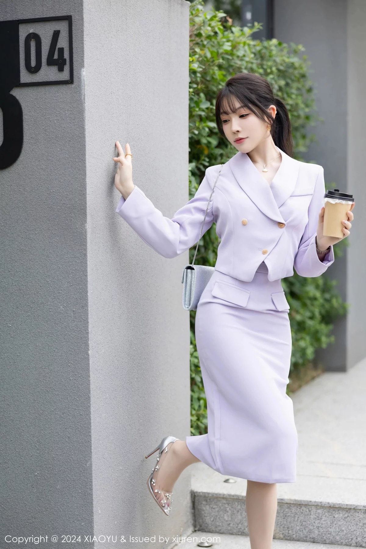 [XiaoYu画语界]Vol.1178_女神徐莉芝Booty性感淡紫短裙套装露淡紫蕾丝内衣迷人诱惑写真88P-看套图