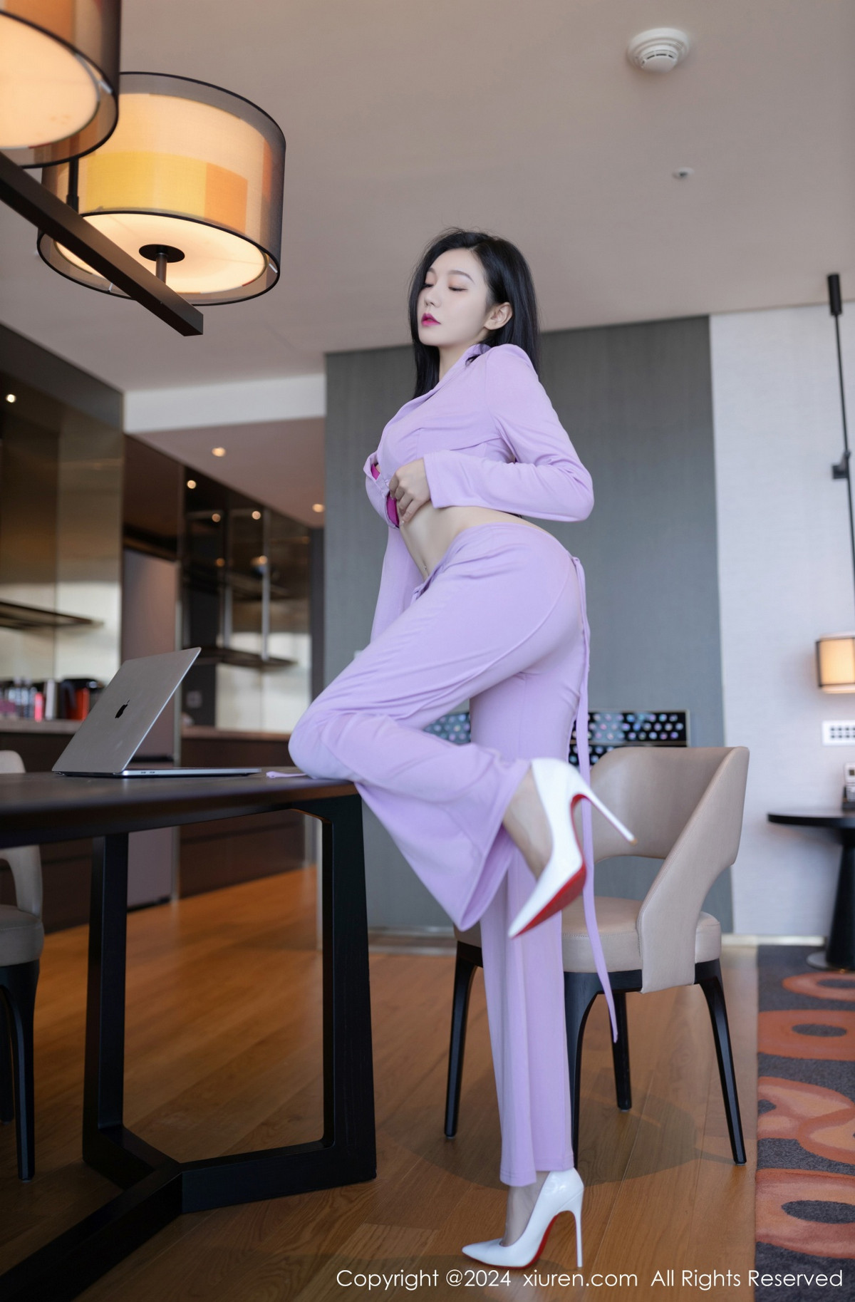 [XiuRen秀人网]No.8006_模特安然anran性感淡粉套装露紫红色内衣配白丝袜完美诱惑写真80PXiuren秀人写真高清美女套图写真下载-看套图推荐论坛Xiuren秀人写真高清美女套图写真下载-看套图免费套图Xiuren秀人写真高清美女套图写真下载-看套图看套图