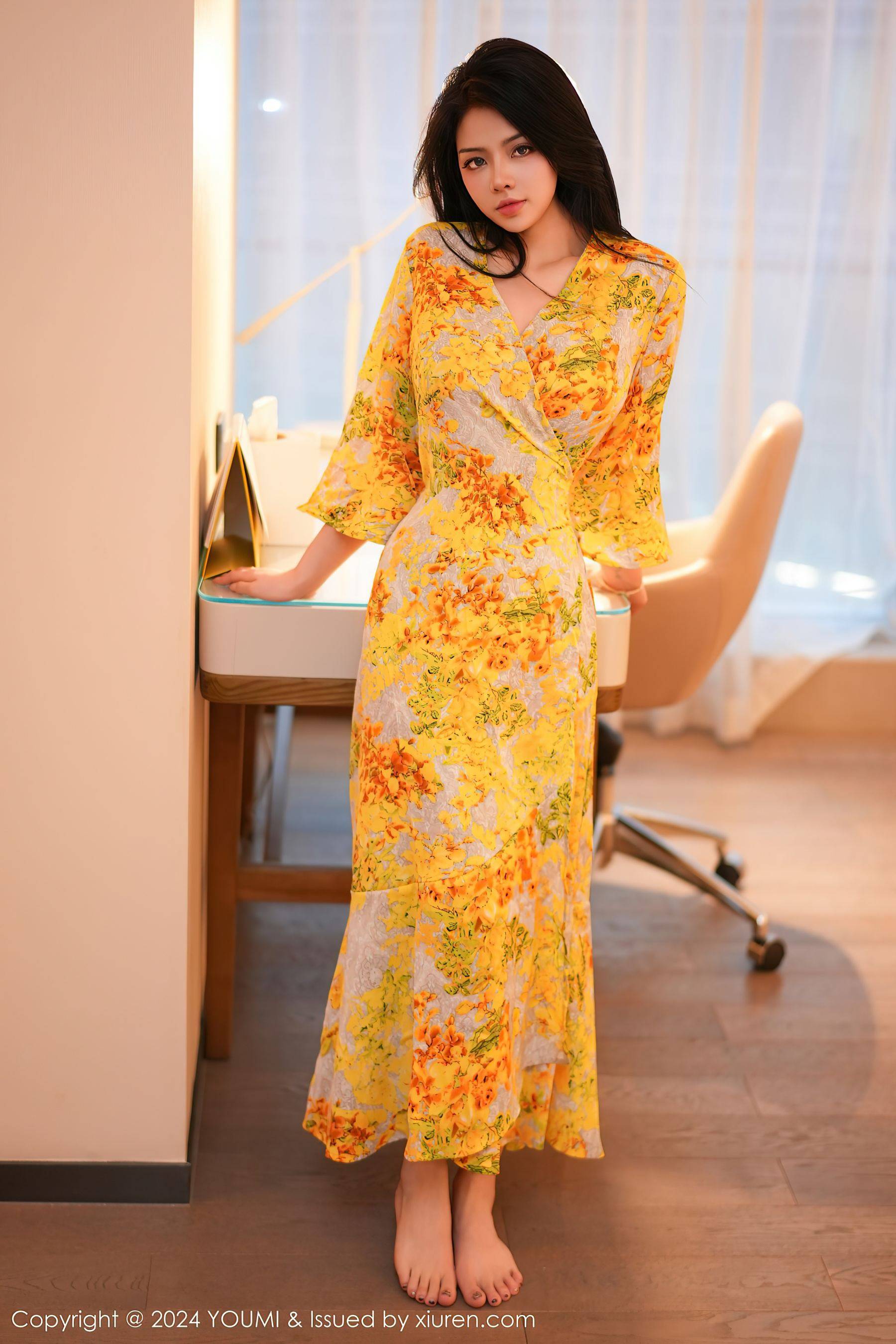 [YOUMI尤蜜荟] VOL.1023 媛宝儿boa 长裙美腿Xiuren秀人写真高清美女套图写真下载-看套图看套图