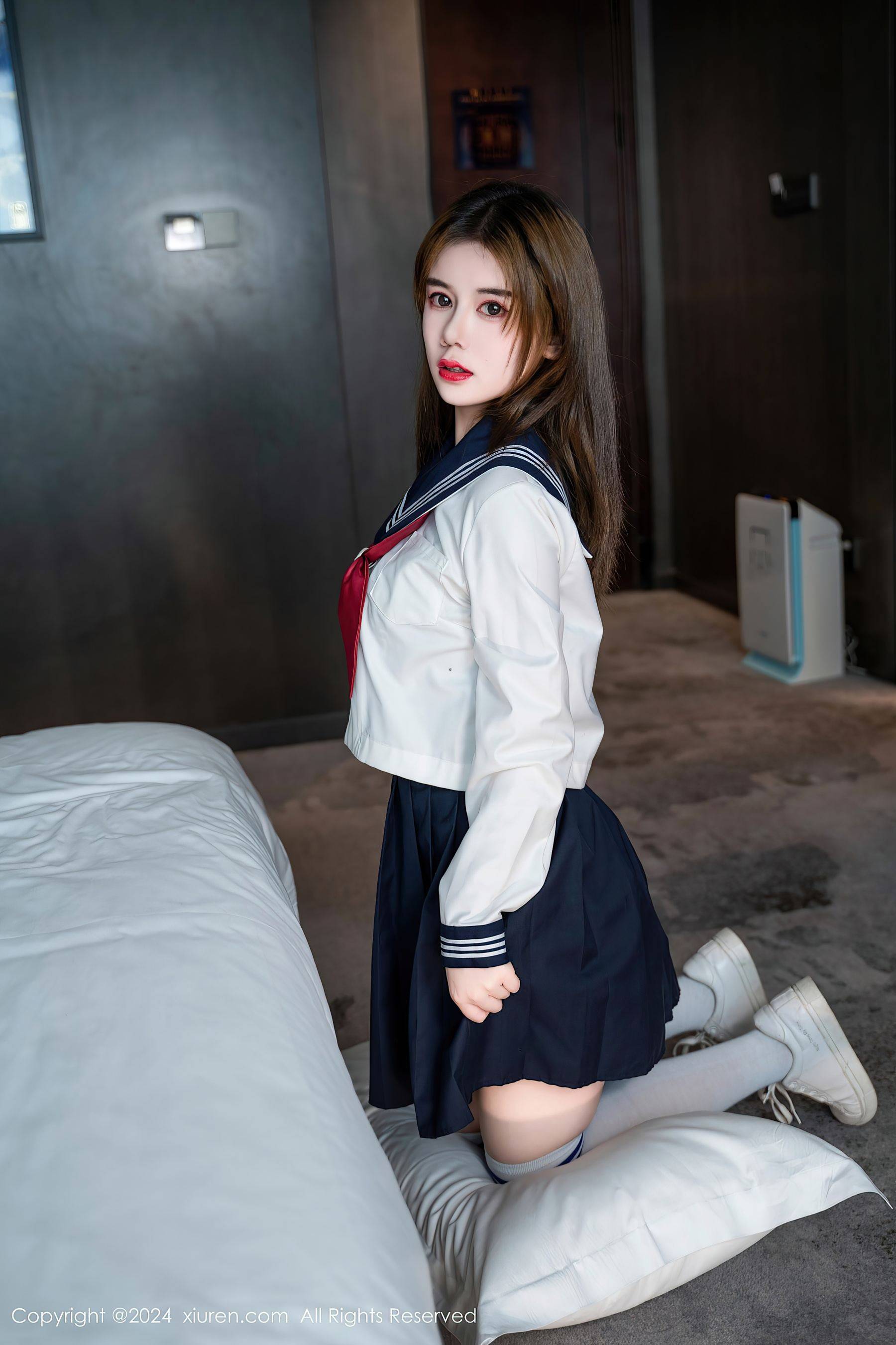 [XiuRen秀人网] No.8819 凌彩烟 清纯校花Xiuren秀人写真高清美女套图写真下载-看套图看套图