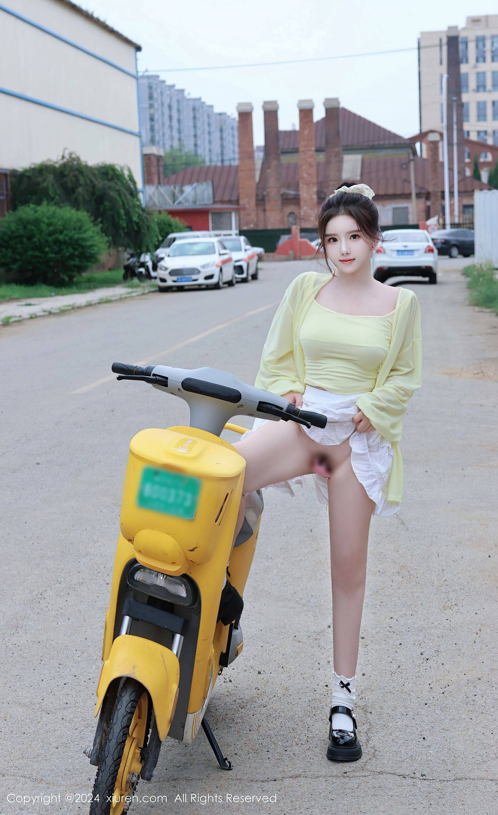 [XiuRen秀人网] No.9024 小薯条nienie 美乳性感Xiuren秀人写真高清美女套图写真下载-看套图看套图