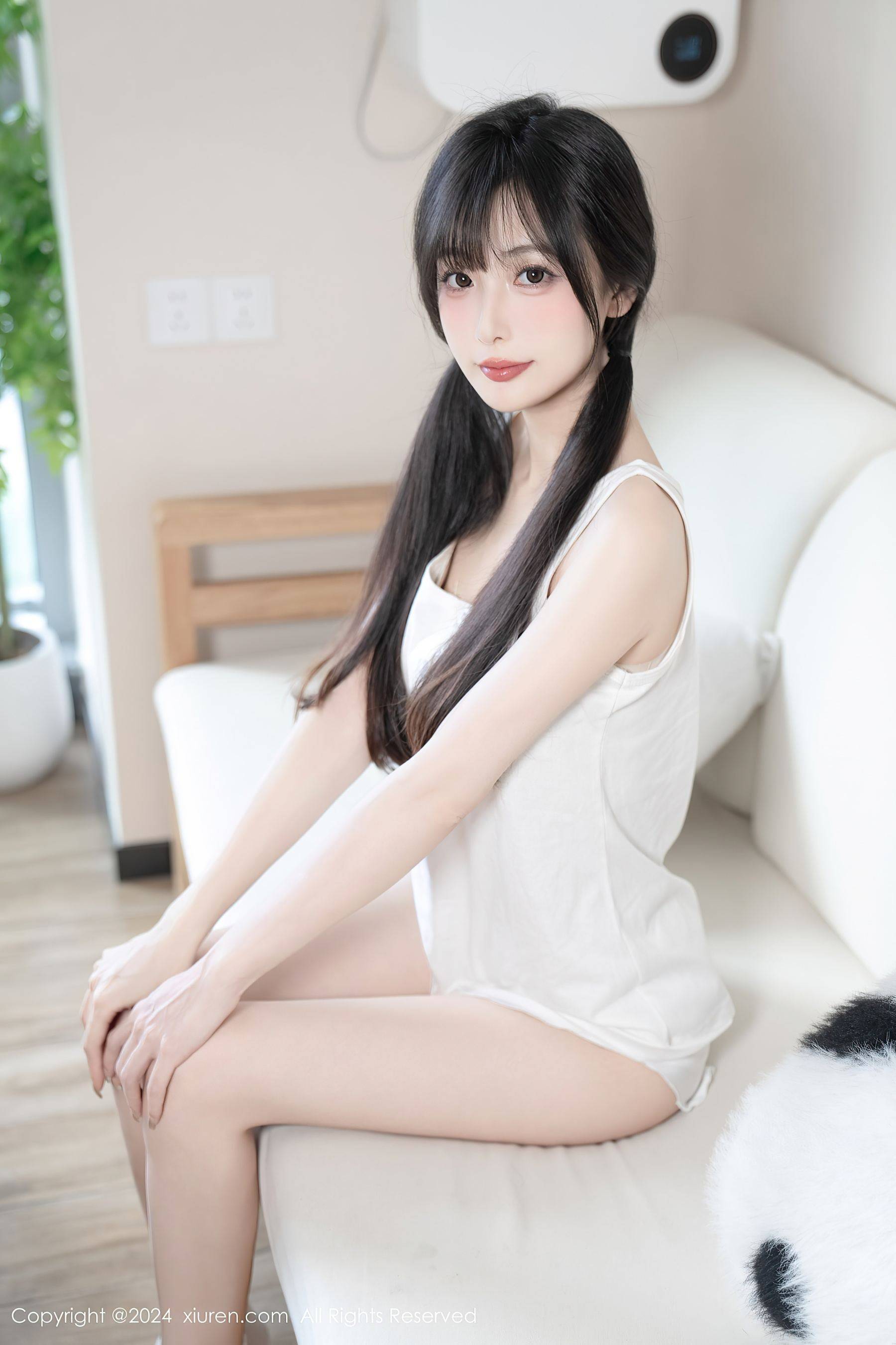 [XiuRen秀人网] No.8952 林星阑 美腿性感Xiuren秀人写真高清美女套图写真下载-看套图看套图
