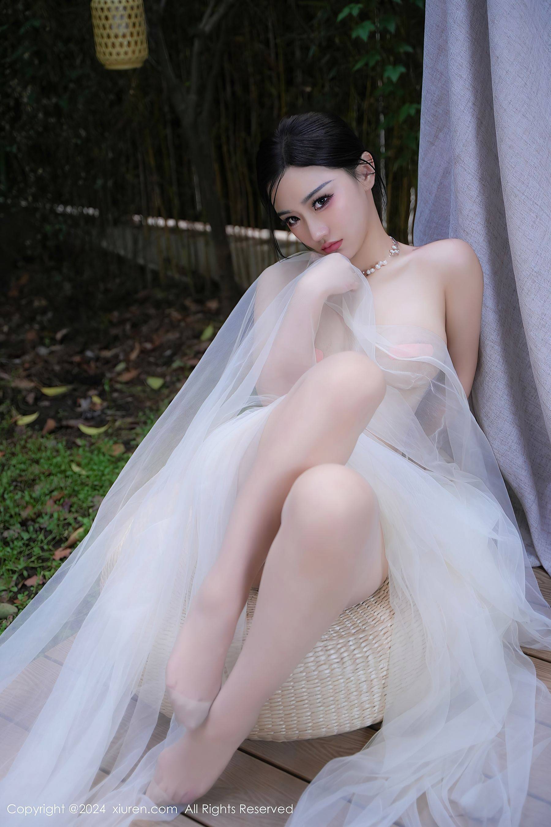 [XiuRen秀人网] No.9105 妙可可Cheese 美腿性感Xiuren秀人写真高清美女套图写真下载-看套图看套图