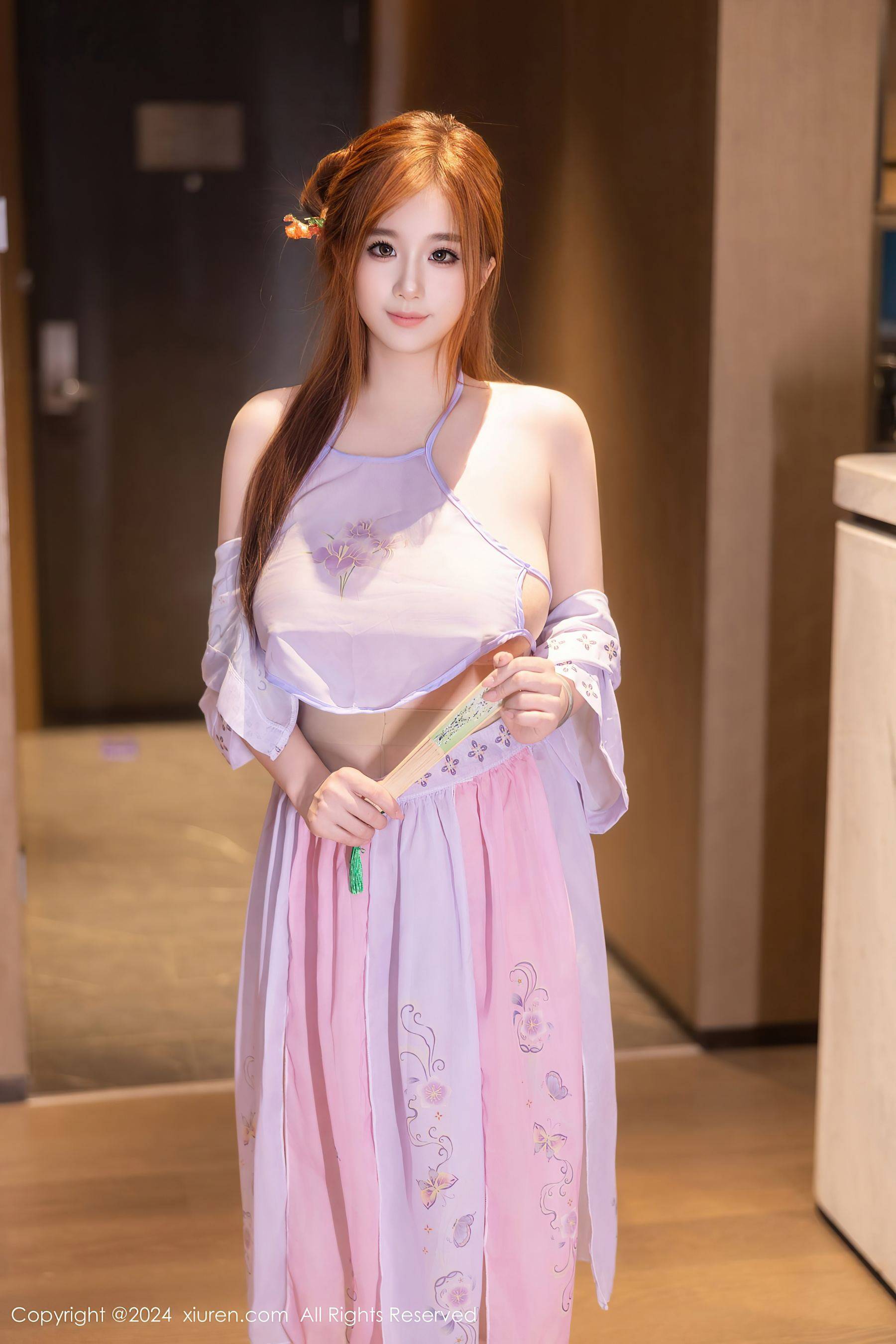 [XiuRen秀人网] No.9178 小肉肉咪 丝袜美腿Xiuren秀人写真高清美女套图写真下载-看套图看套图