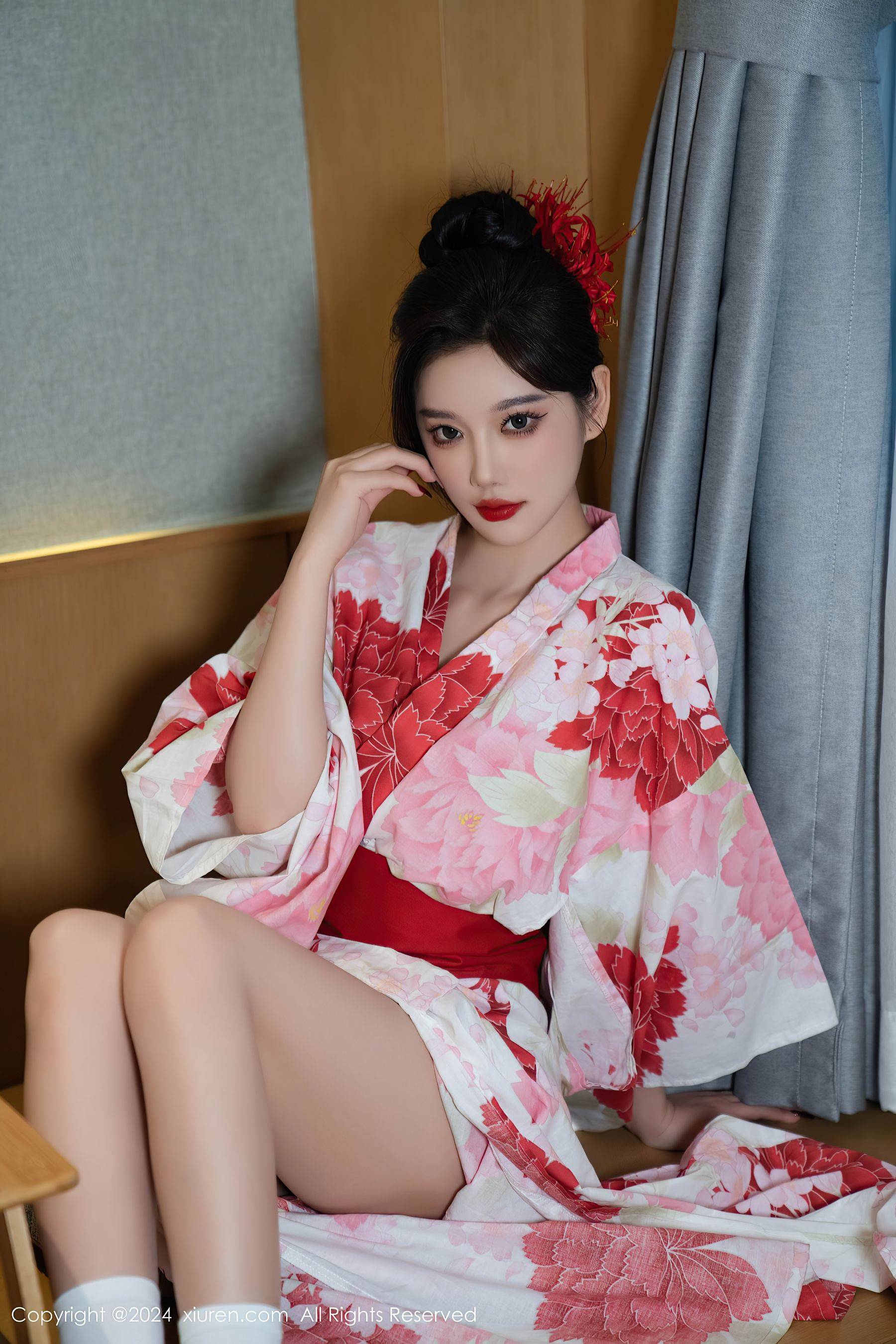 [XiuRen秀人网] No.9208 杨晨晨Yome 美腿性感Xiuren秀人写真高清美女套图写真下载-看套图看套图