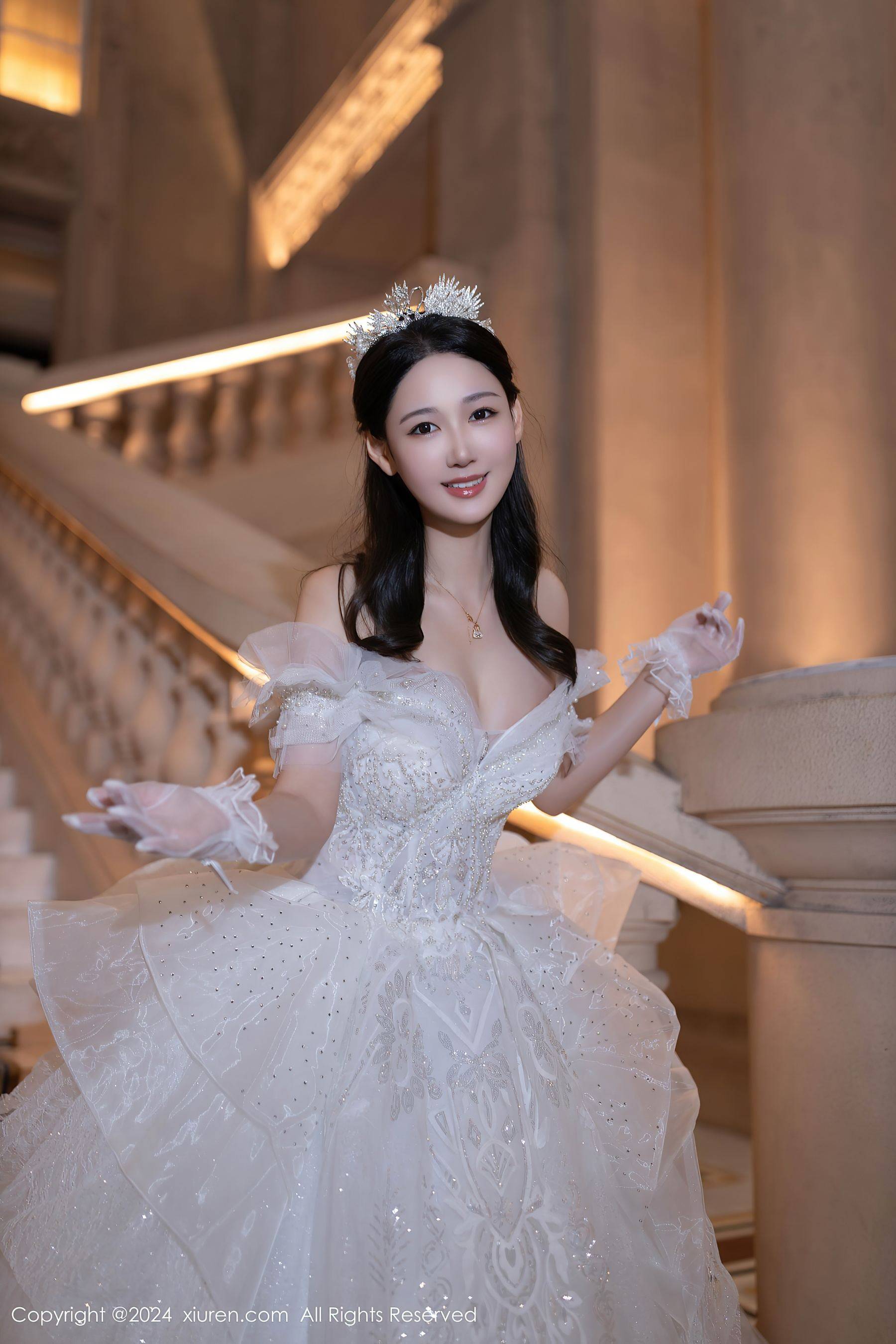 [XiuRen秀人网] No.9283 唐安琪 丝袜美腿Xiuren秀人写真高清美女套图写真下载-看套图看套图