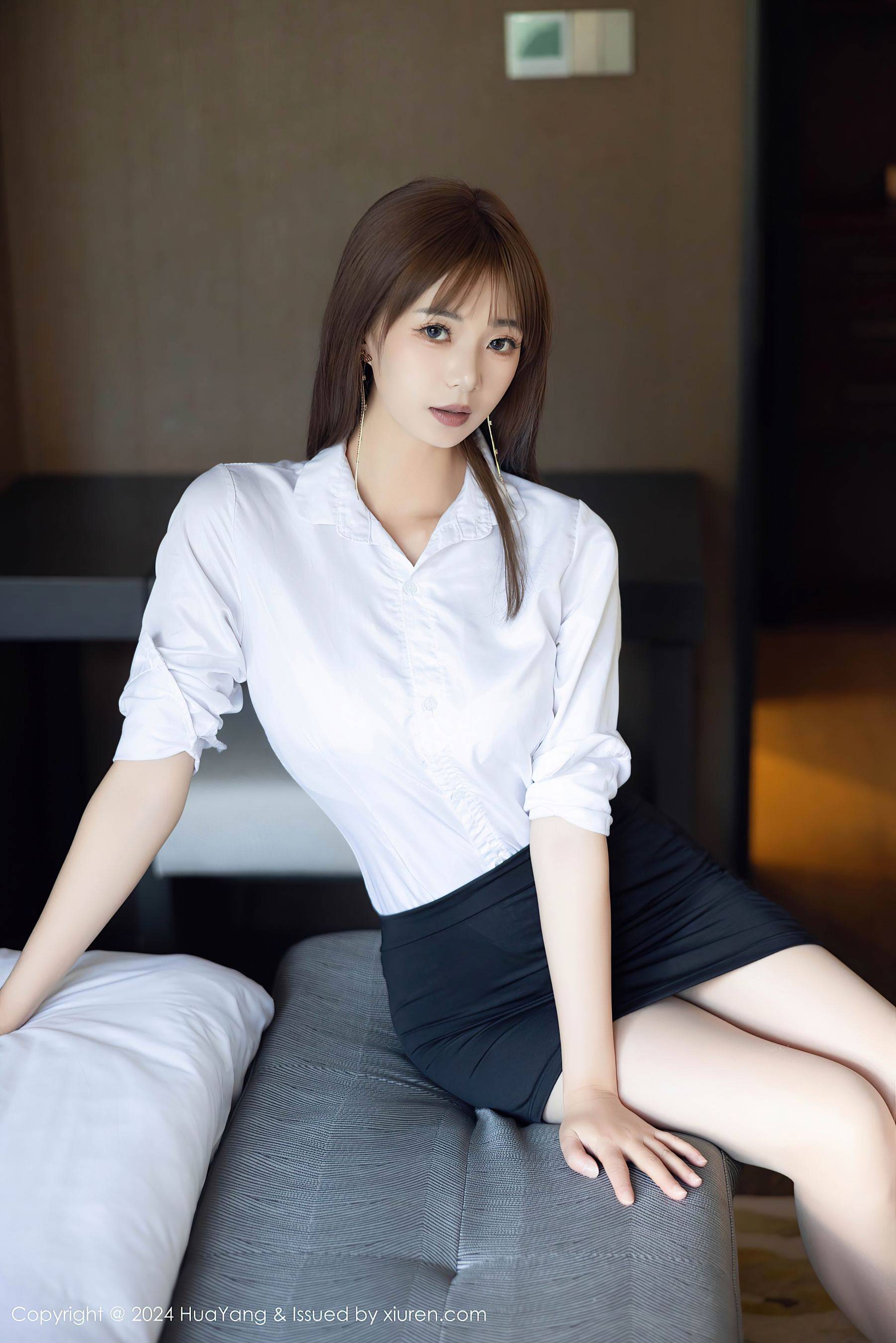 [HuaYang花漾] VOL.604 宋-kiki 丝袜美腿Xiuren秀人写真高清美女套图写真下载-看套图看套图