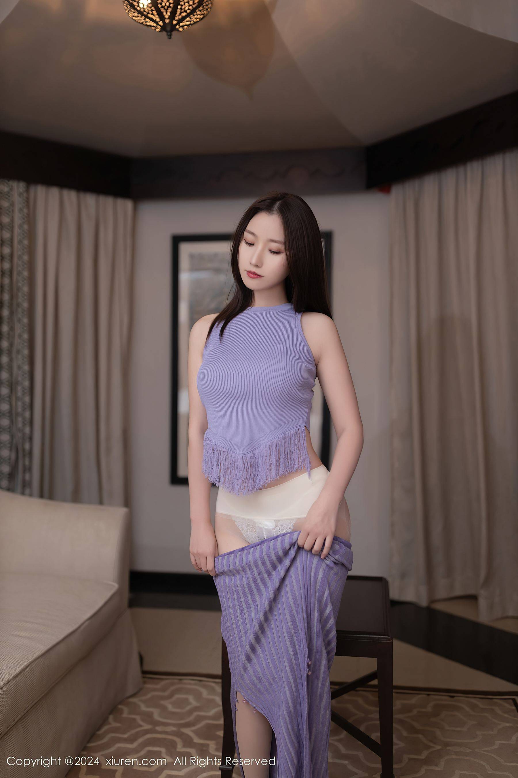 [XiuRen秀人网] No.8725 杏子Yada 丝袜美腿Xiuren秀人写真高清美女套图写真下载-看套图看套图
