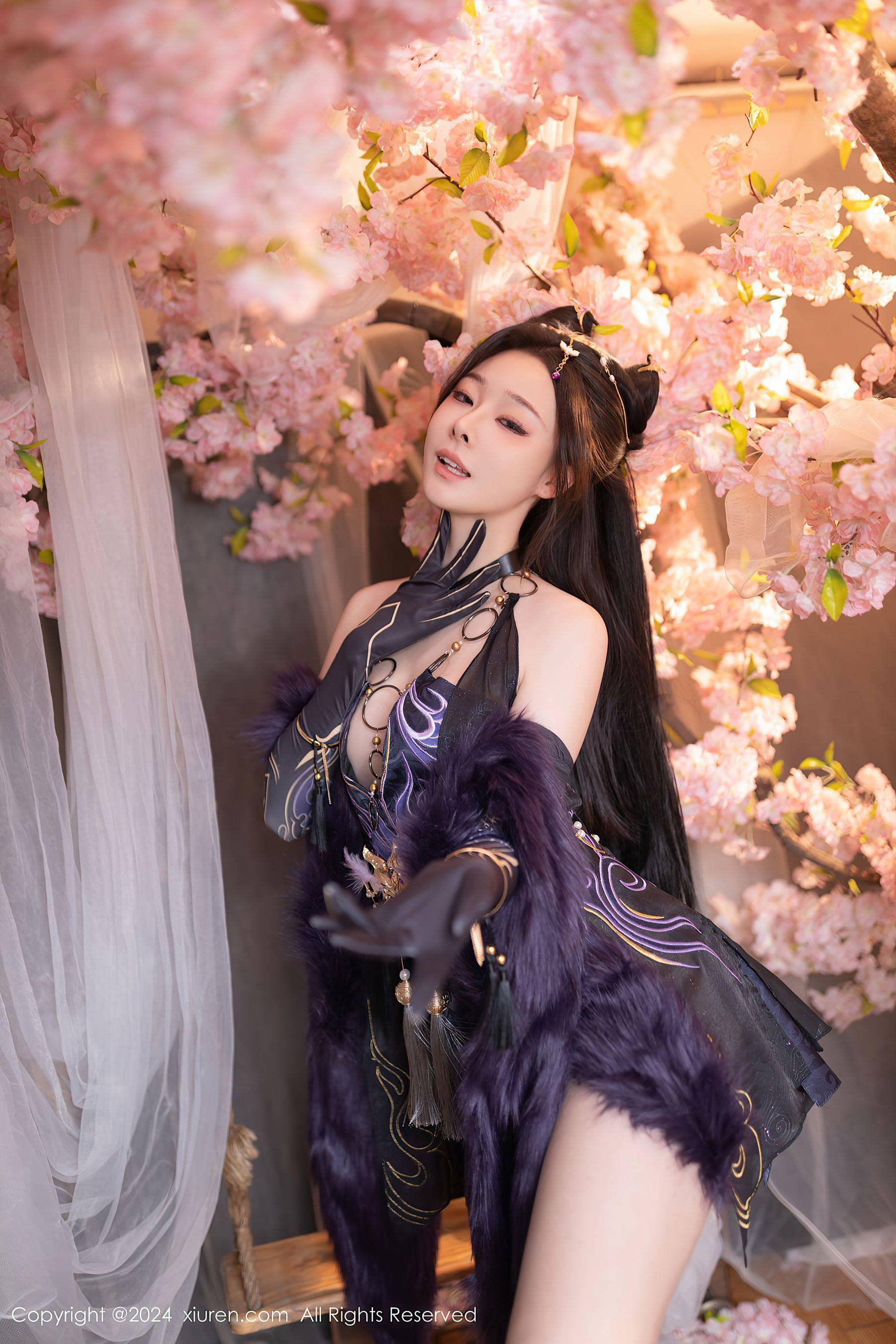 [XiuRen秀人网] No.8232 小逗逗 美腿性感Xiuren秀人写真高清美女套图写真下载-看套图看套图