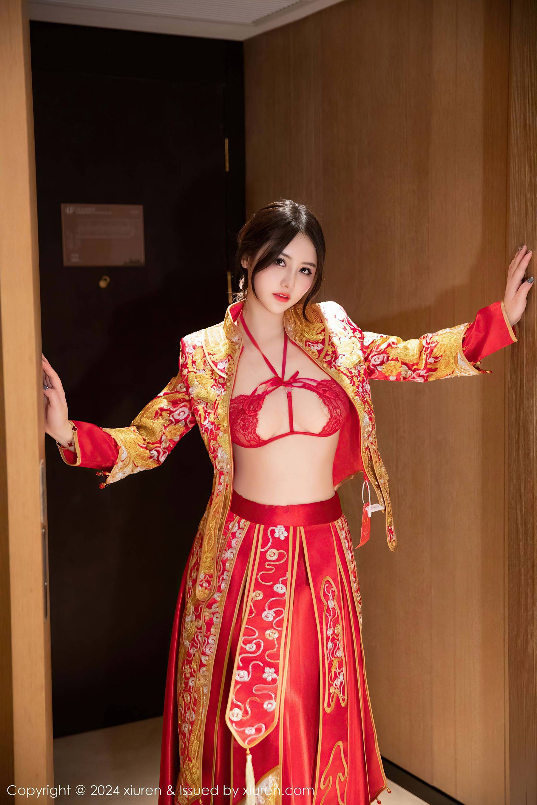 [XiuRen秀人网] No.9494 诗诗kiki 美腿新娘Xiuren秀人写真高清美女套图写真下载-看套图看套图