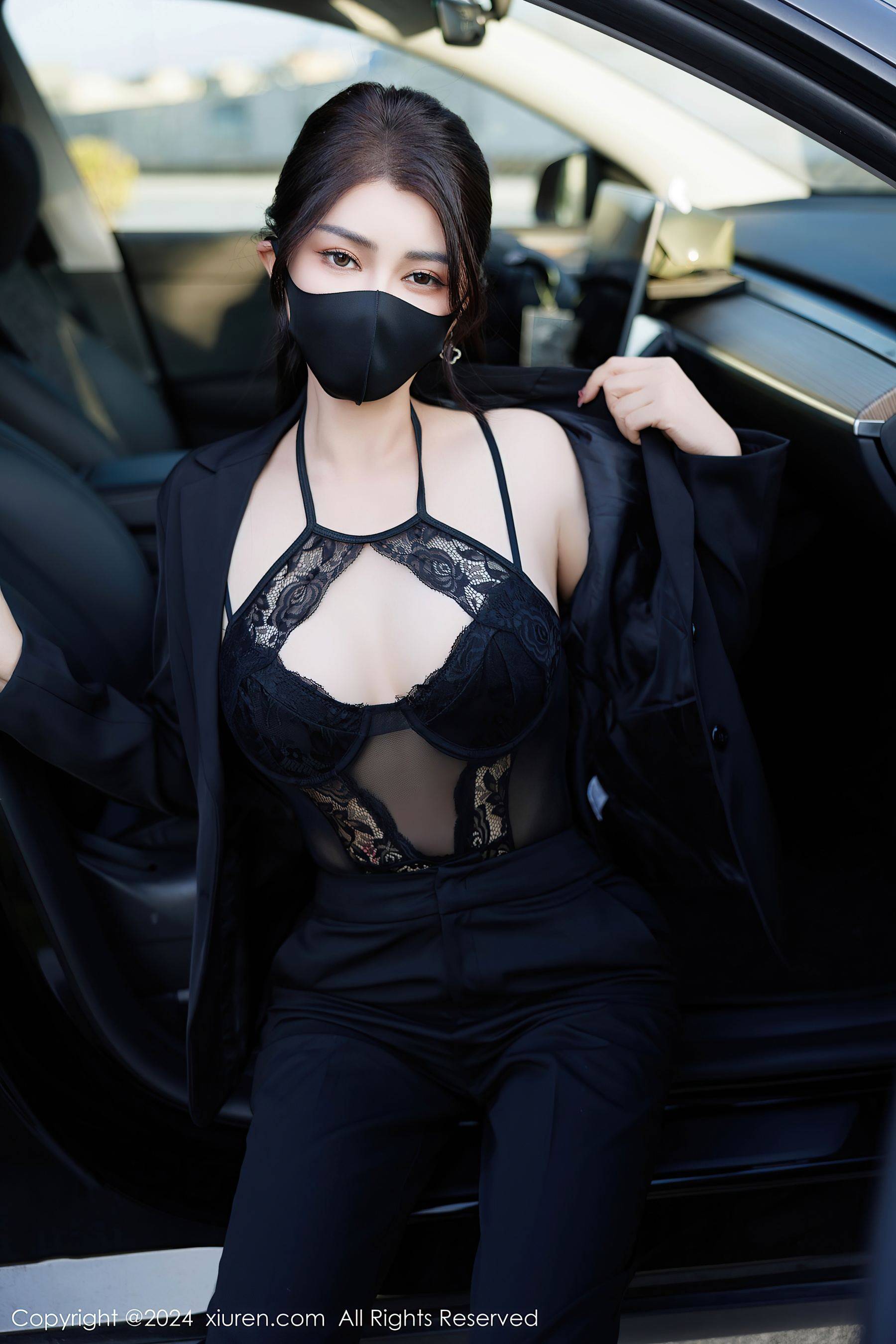 [XiuRen秀人网] No.9405 凯竹Quinn 黑丝美腿Xiuren秀人写真高清美女套图写真下载-看套图看套图