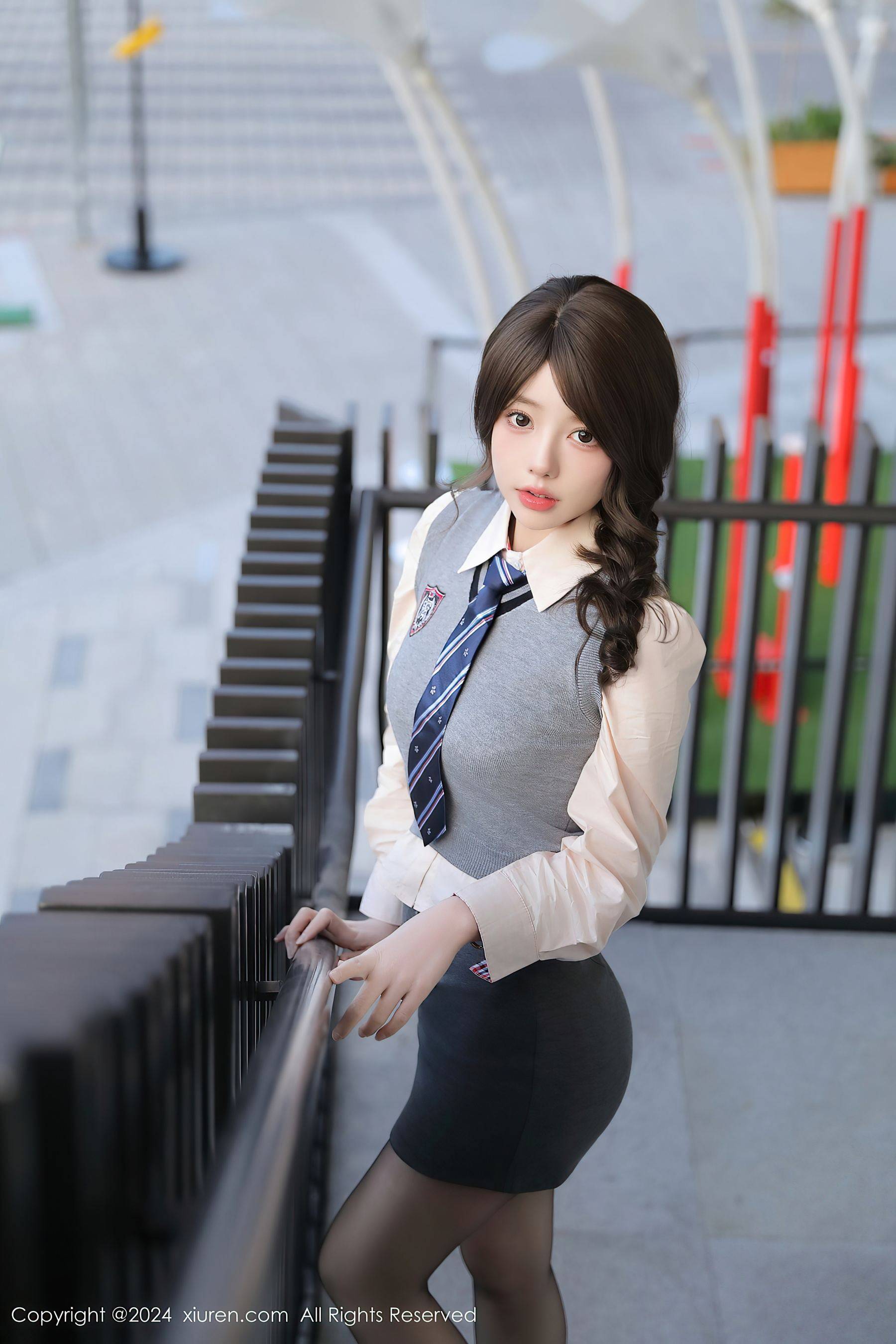 [XiuRen秀人网] No.9562 桃妖夭 黑丝美腿Xiuren秀人写真高清美女套图写真下载-看套图看套图