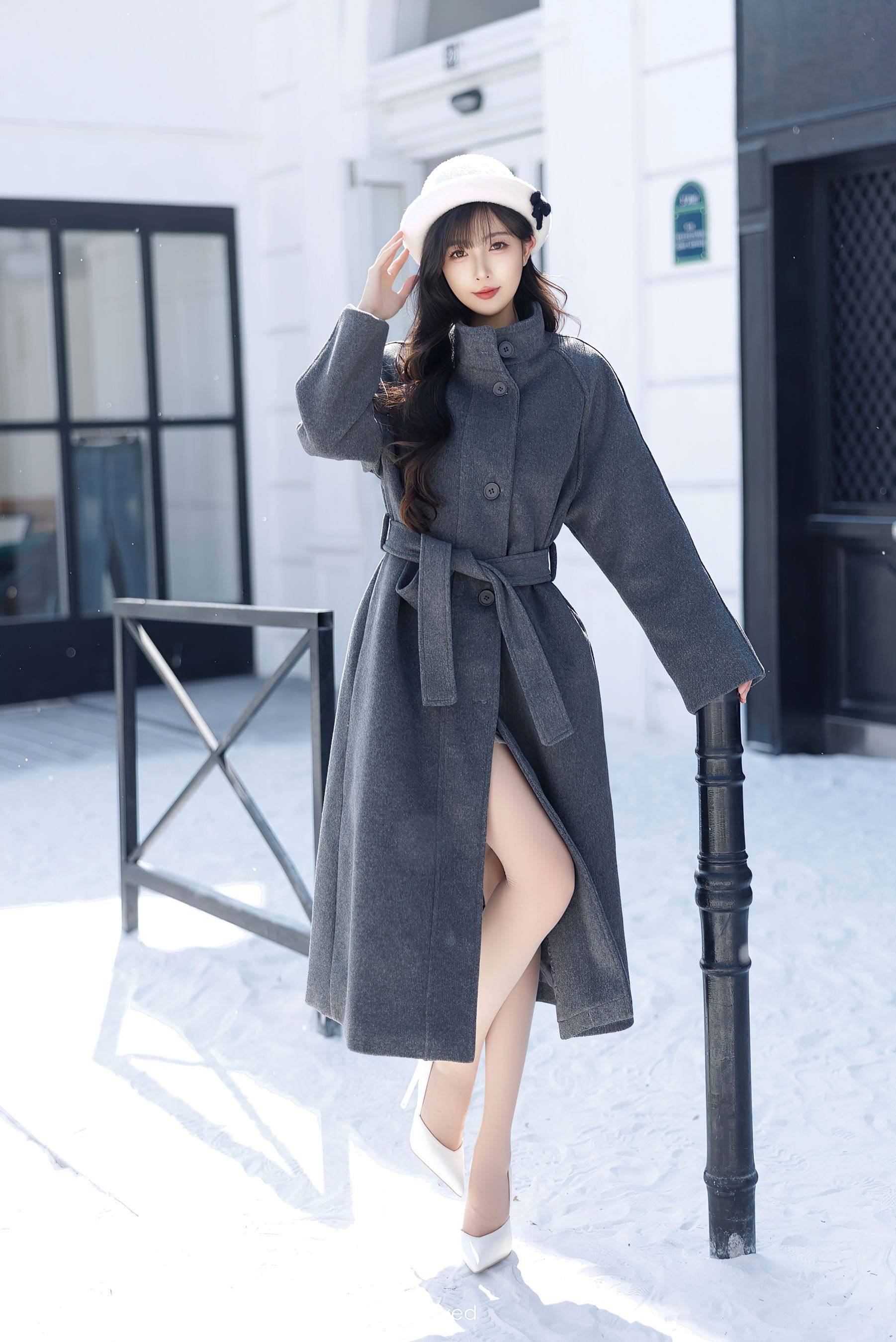 [XiuRen秀人网] No.9863 林星阑 丝袜美腿Xiuren秀人写真高清美女套图写真下载-看套图看套图