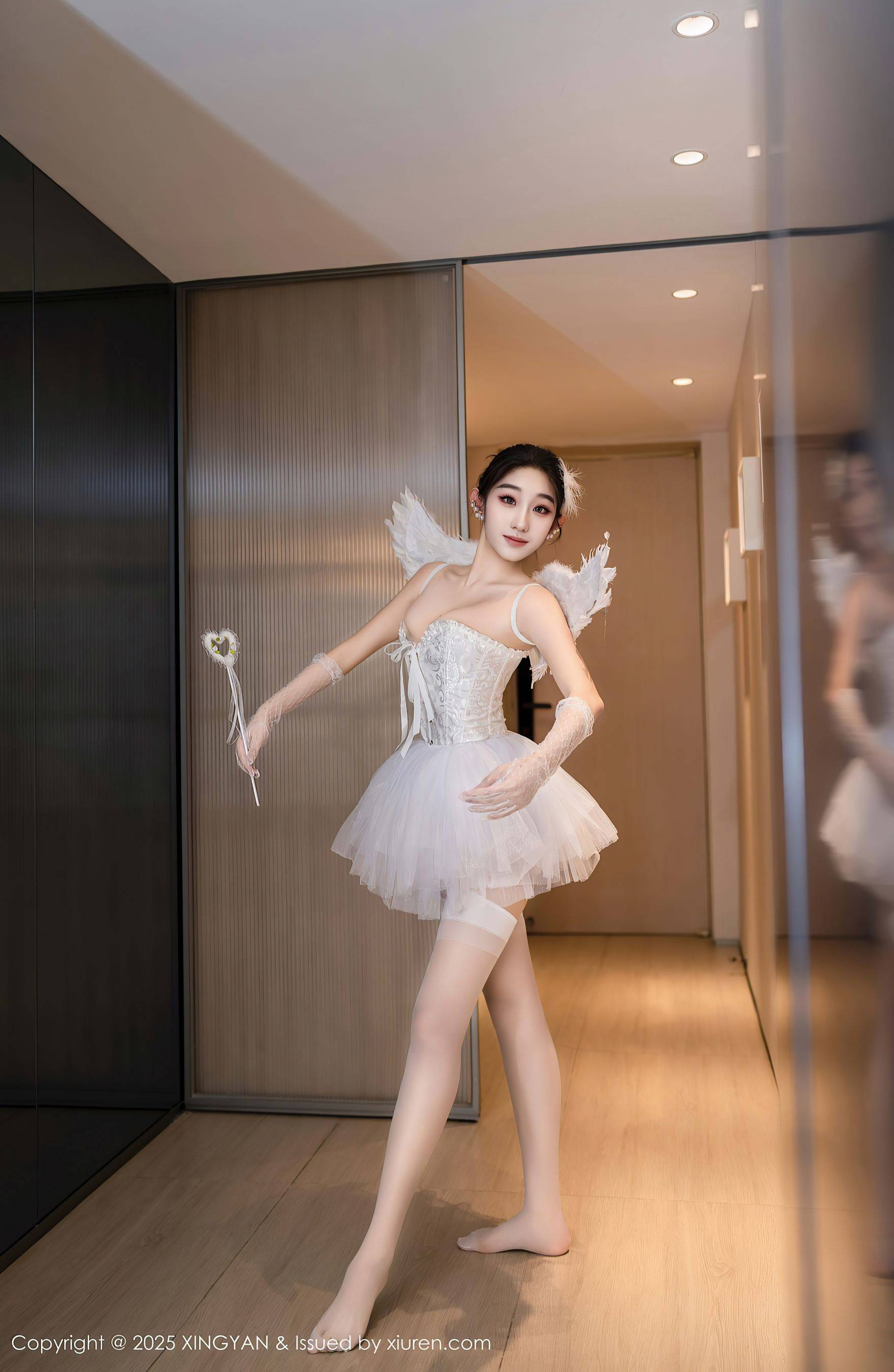 [XINGYAN星颜社] VOL.324 星冉 丝袜美腿Xiuren秀人写真高清美女套图写真下载-看套图看套图